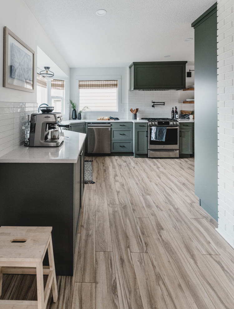 Such a beautiful kitchen in an odd shaped space