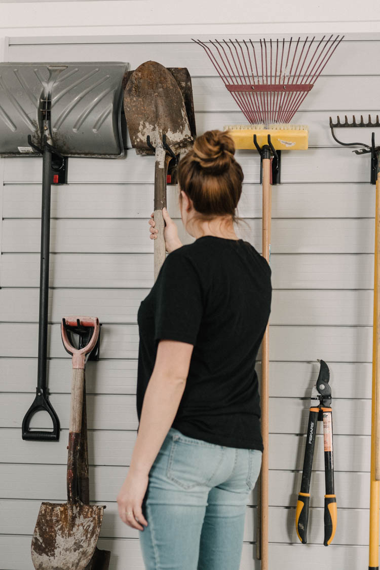 Yard tools on a slat wall... great tips to install it!