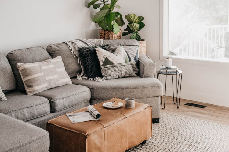 Minimal spring home tour with boho family friendly style