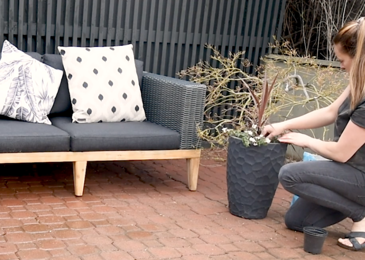 Getting the patio ready for spring- spring clean with me