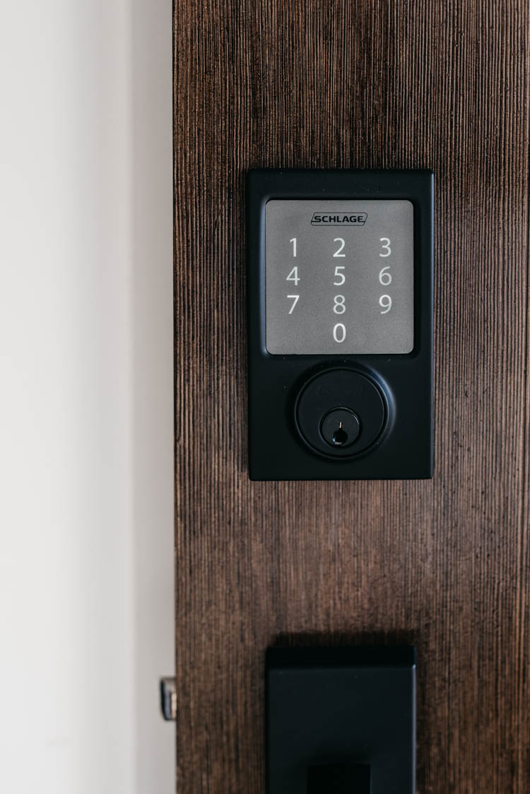 How to install a keyless entry system