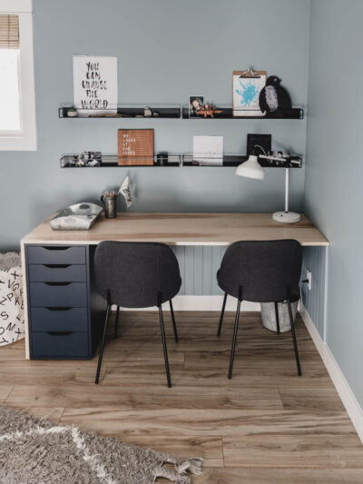 open shelving for kids to display their art and collections in their bedroom