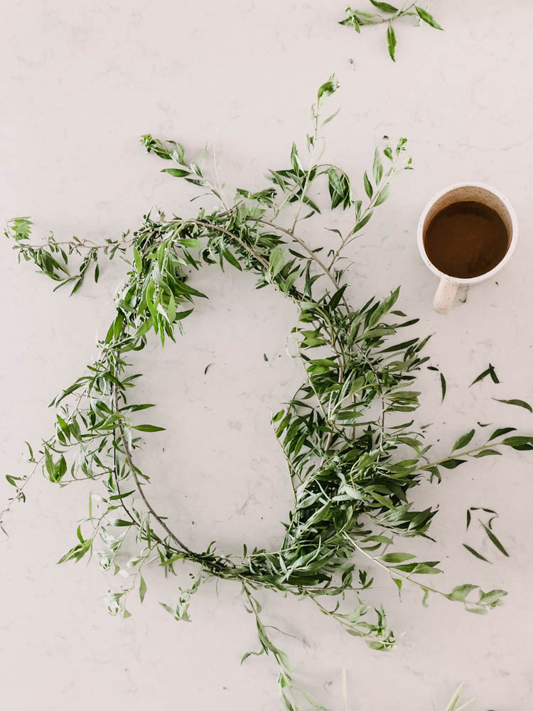 How to make a wreath out of vines