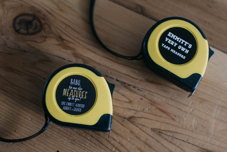 Matching tape measures! Such a cute Father's Day Gift for grandpa! Personalized with the sweetest saying
