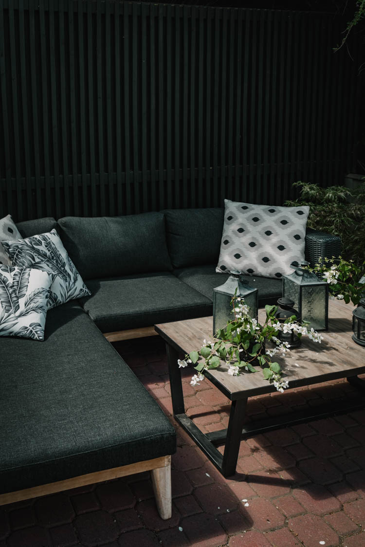 Dark and moody modern patio update for summer!