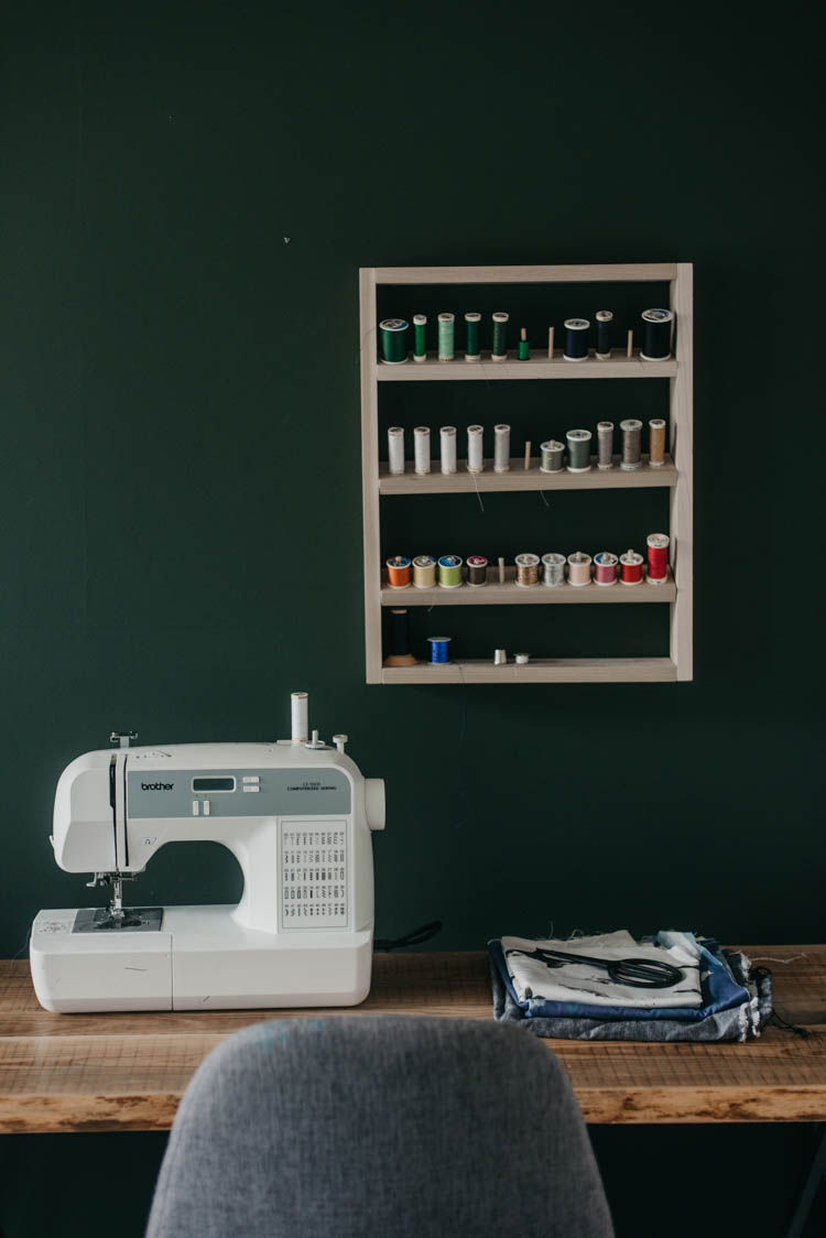 Free plans for a DIY thread shelf... such a great way to keep a sewing room organized!