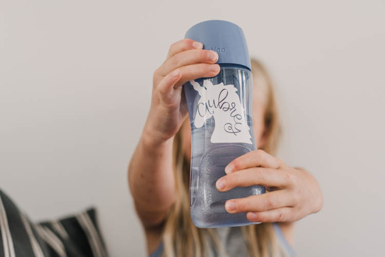 DIY Kids waterbottle labels and how to make your own knockout name design 