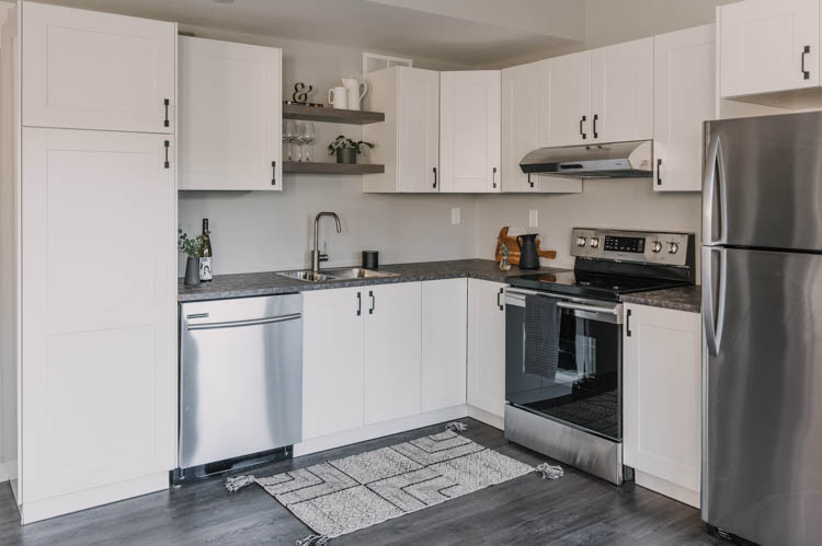 How to decorate any kitchen... four tips!
