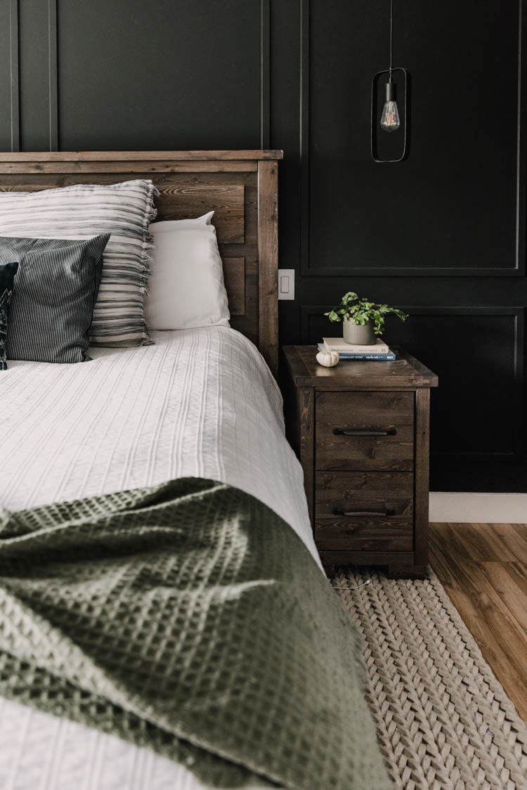 Mini Pumpkins for simple fall decor in the bedrooms