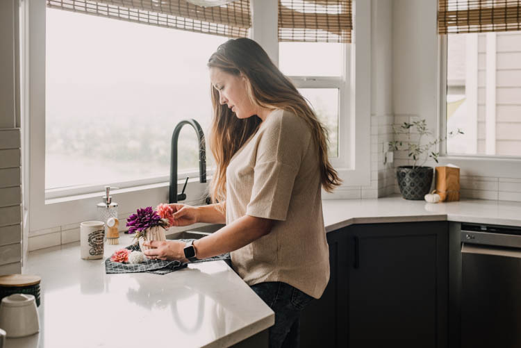 Modern Neutrals fall home tour full of florals