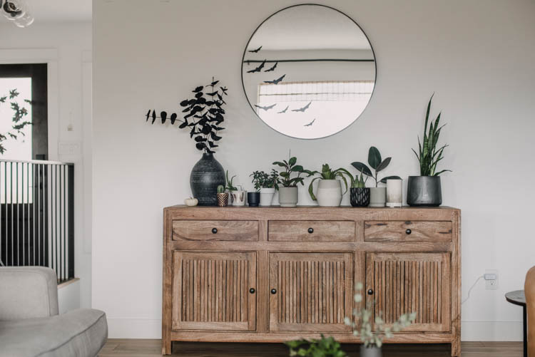 DIY Minimalist Halloween Decor- love the paper bats!