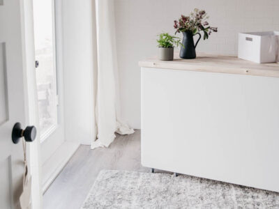 Beautiful studio space... all DIY tutorials!
