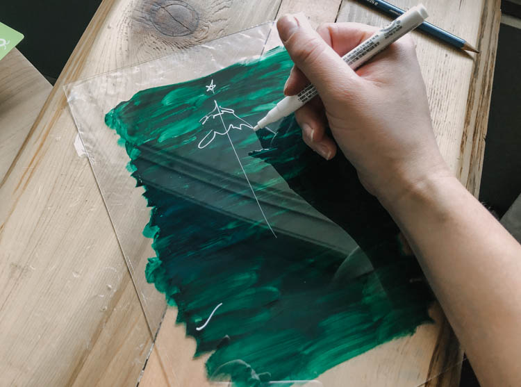 Step by step line art christmas tree tutorial