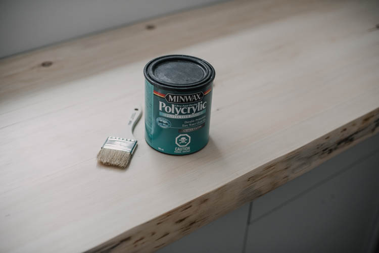 Water based clear coat to seal wood without yellowing
