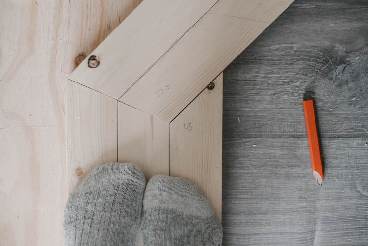 How to make a modern barn door- the angles you need to know