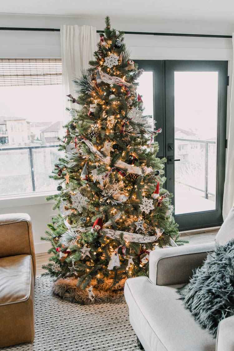 Christmas Tree Decorating Tips Adding Colour Lemon Thistle