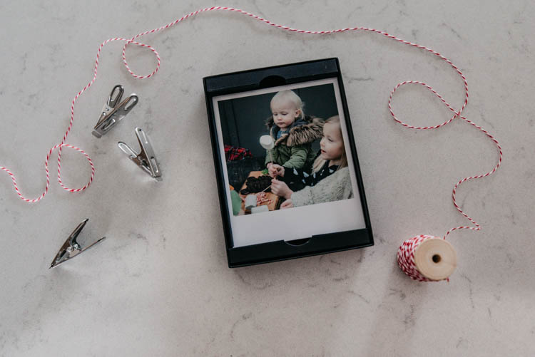 Simple activity advent calendar idea with instant look photos