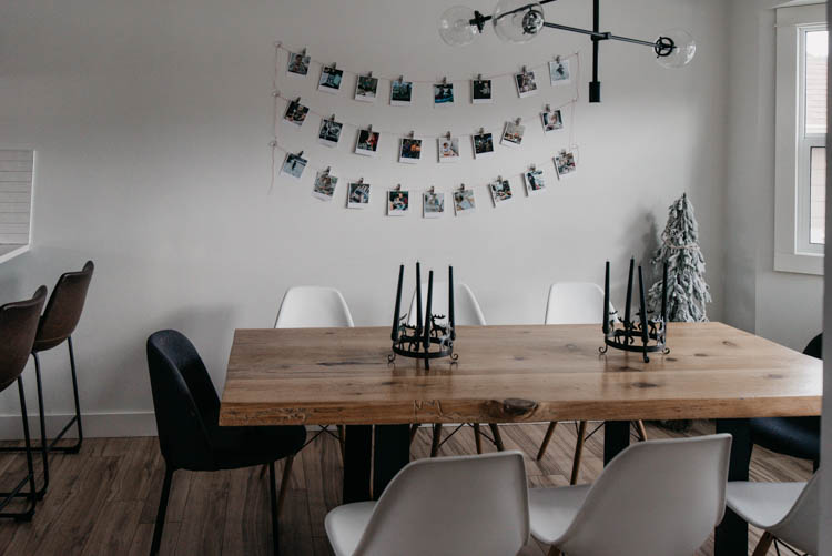 Simple activity advent calendar idea with instant look photos