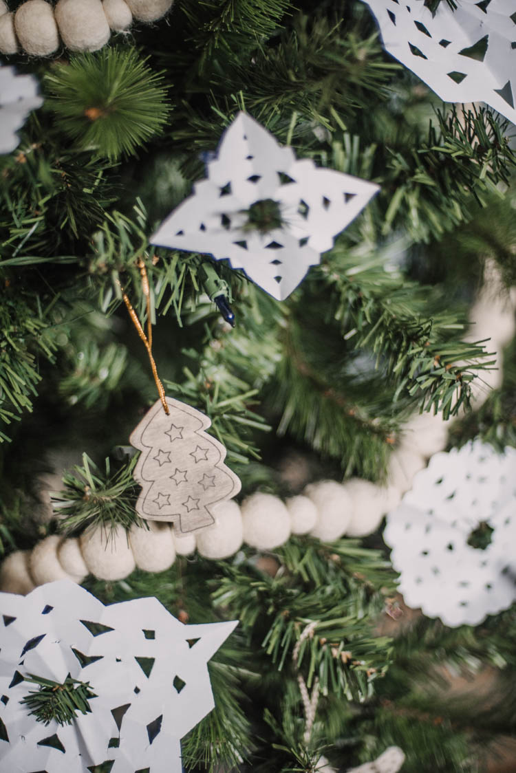 Kids Christmas Decorations- love the idea of paper snowflakes on the christmas tree!