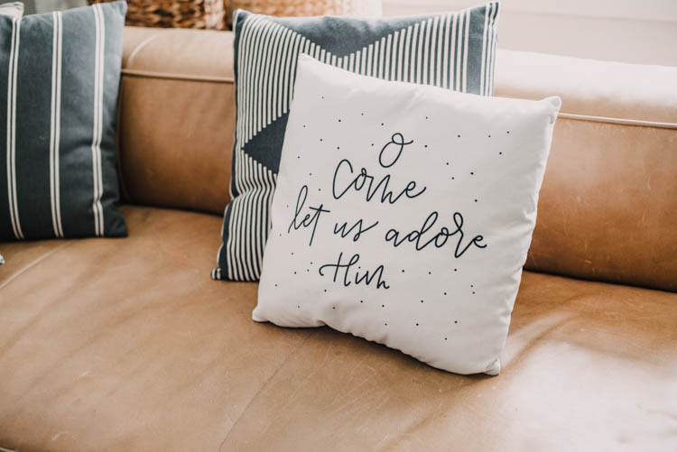 Beautiful black and white christmas pillows