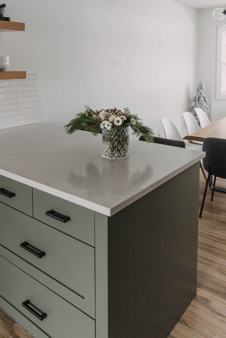 Neutral holiday floral arrangement- perfect for the green kitchen