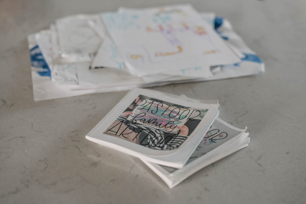 How to make your own kids art book - quick and easy system to manage kids artwork