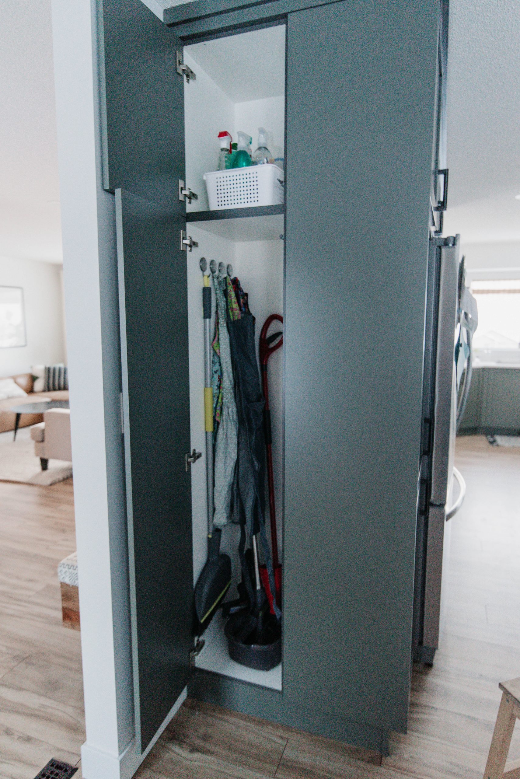 Cleaning cupboard organization ideas
