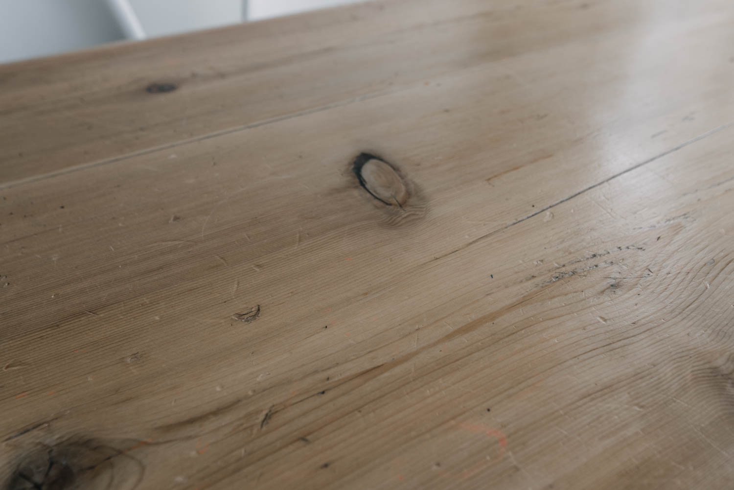 table before refinishing