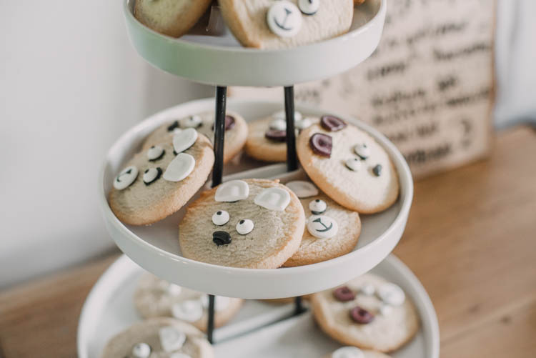 Bear themed cookies for a woodland birthday party