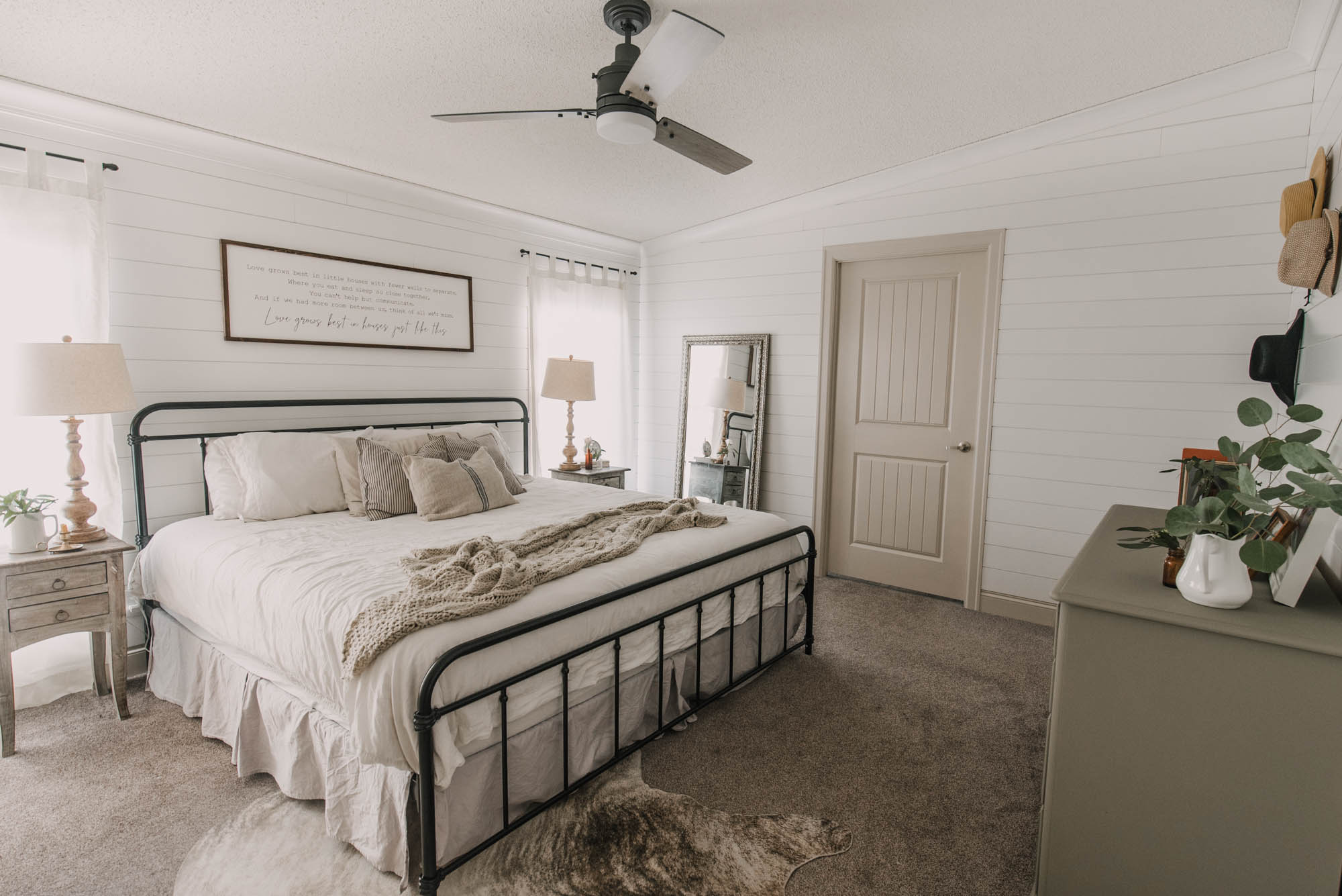 DIY Farmhouse Bedroom Makeover