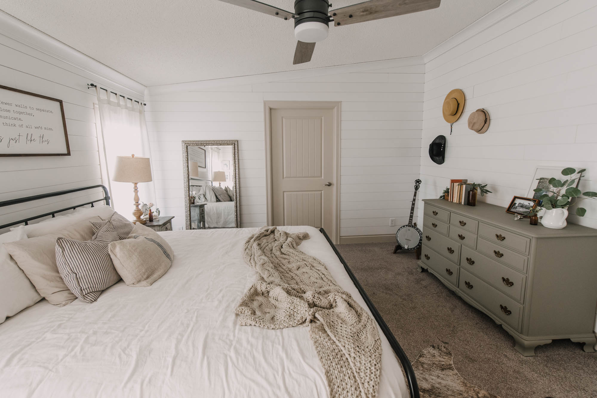 DIY Farmhouse Bedroom Makeover
