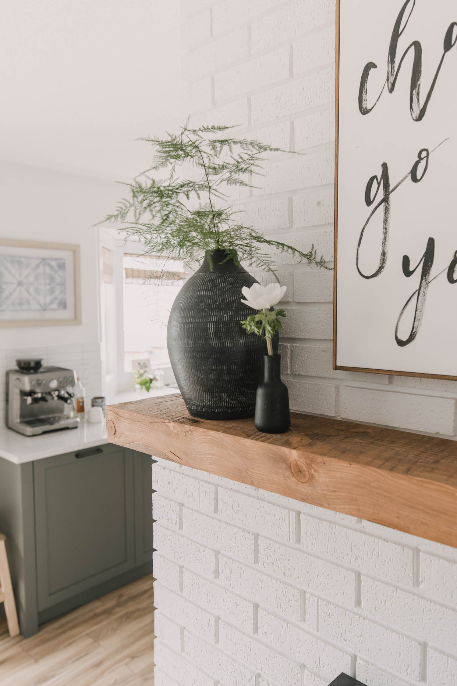 Modern mantel decorations for spring