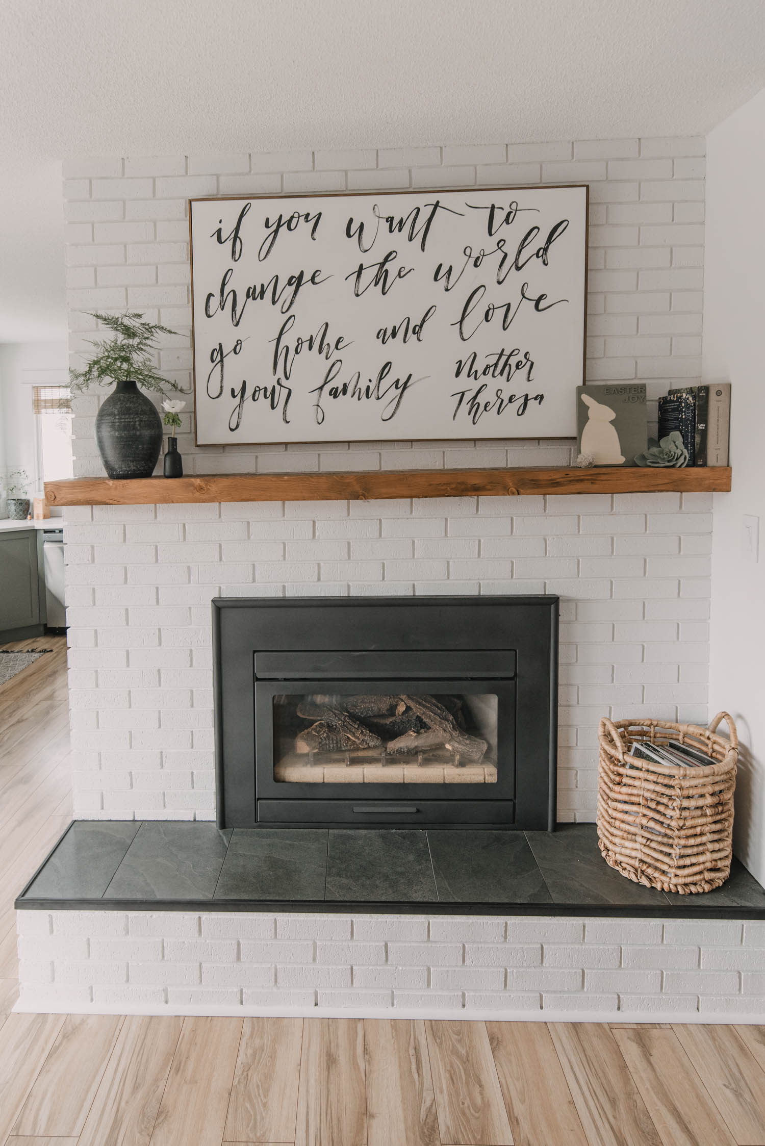 Modern mantel decorations for spring