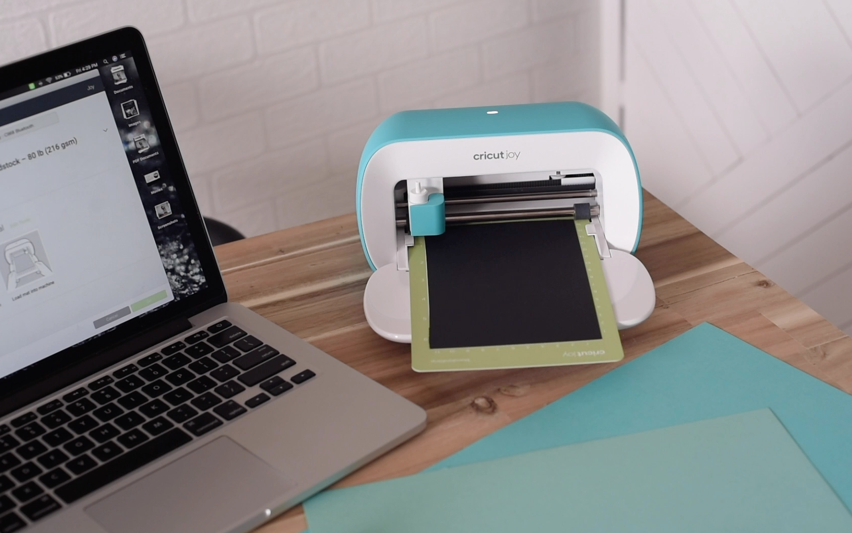 Making Monogram Cards with Cricut Joy