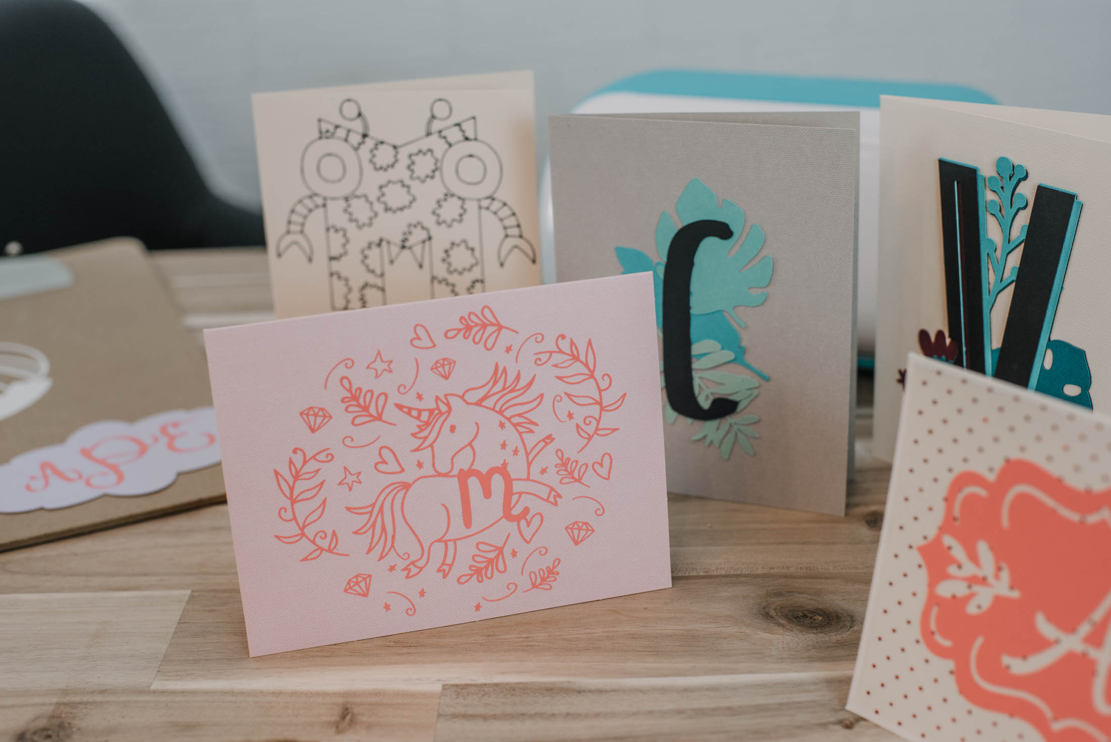 4 Ways to make monogrammed cards in Cricut Design Space