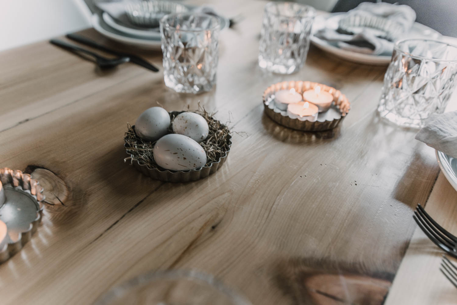 little easter egg nest using vintage tart pans for a spring tablescape