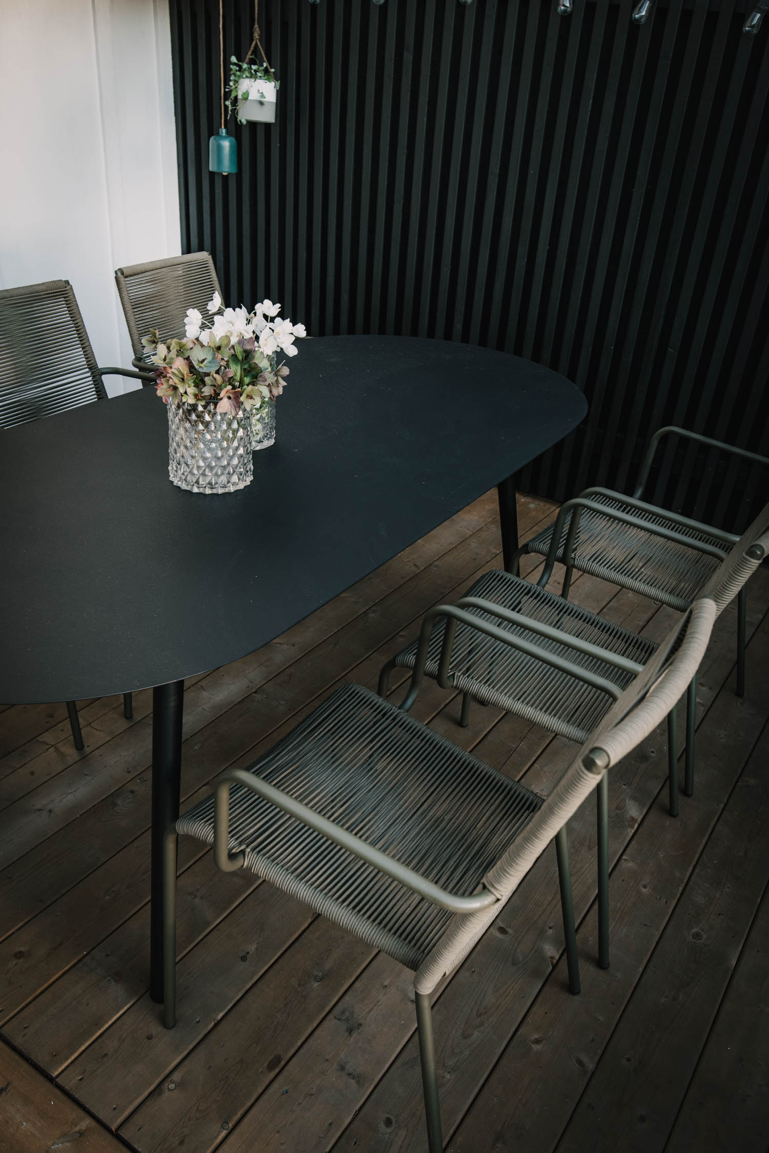 Modern Outdoor Dining Furniture