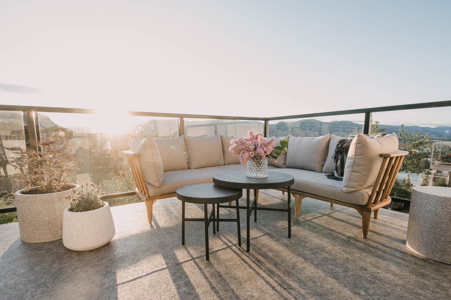 modern patio furniture