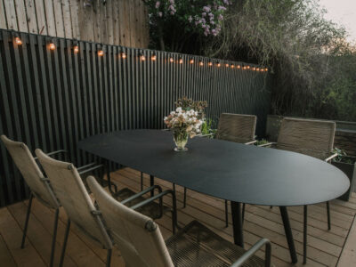 Modern Outdoor Dining Area