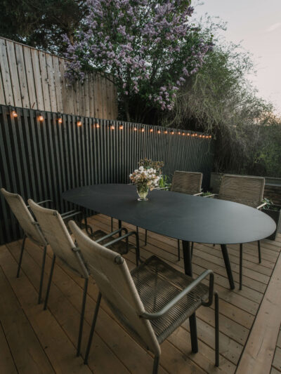 Modern Outdoor Dining Area