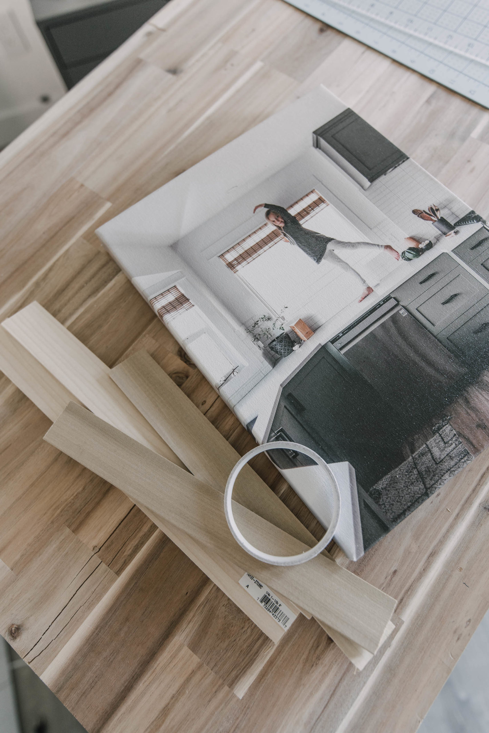 The easiest way to frame a canvas