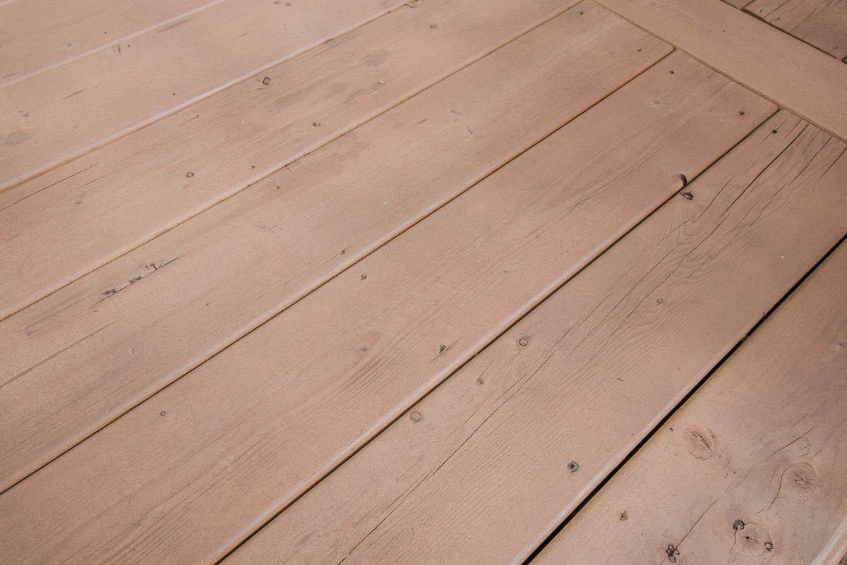 How to stain a pressure treated wood deck