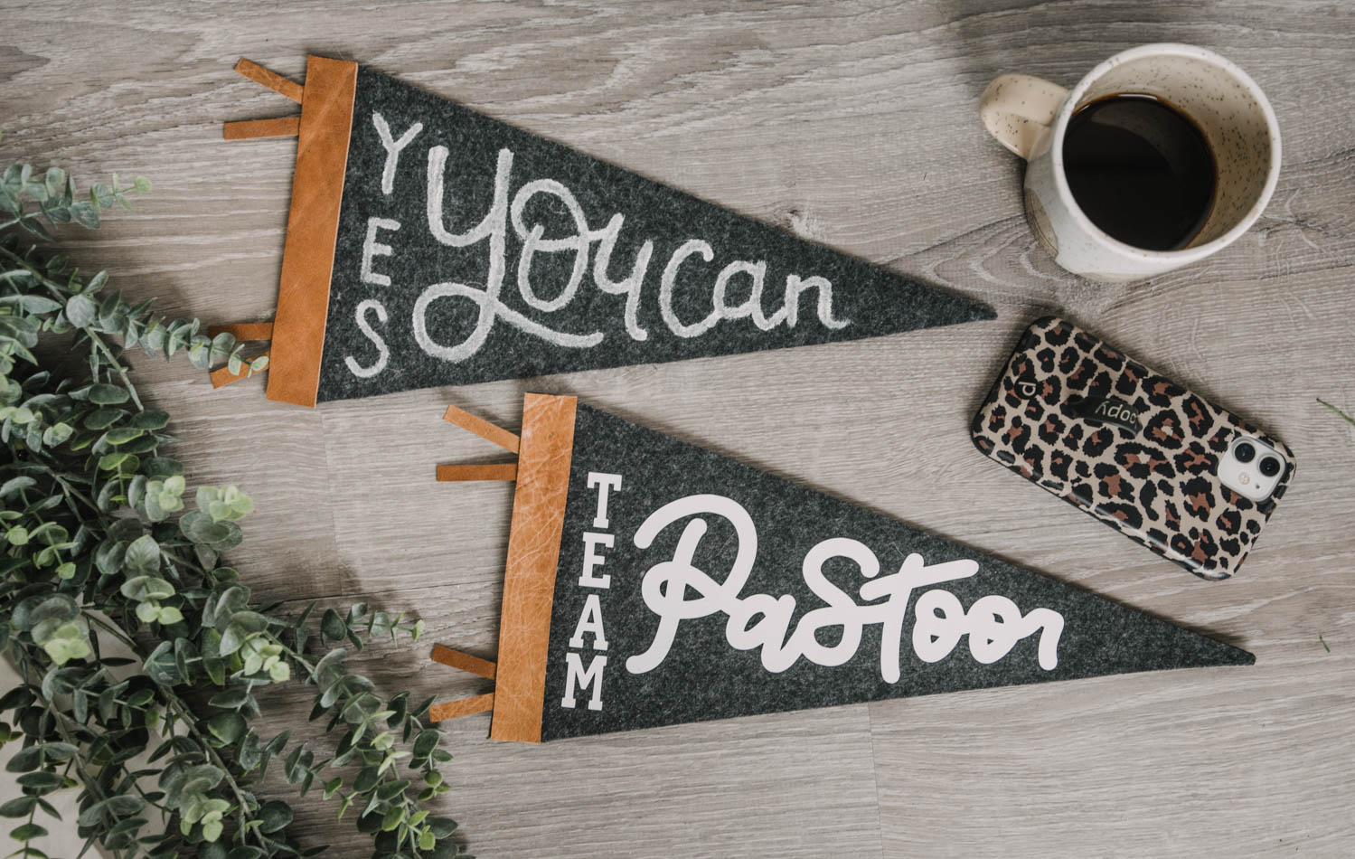 2 ways to make a pennant