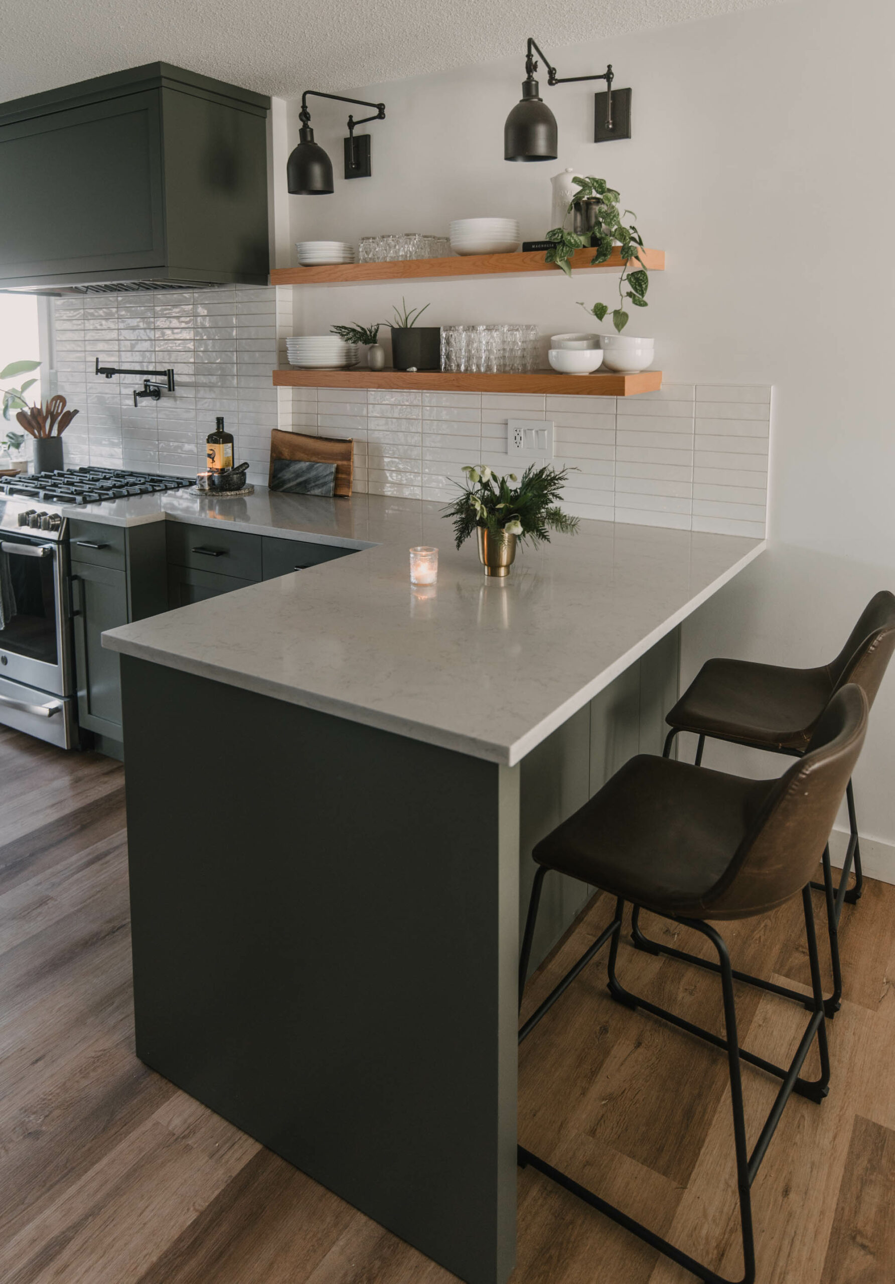 Simple Holiday Decor in a Green Kitchen