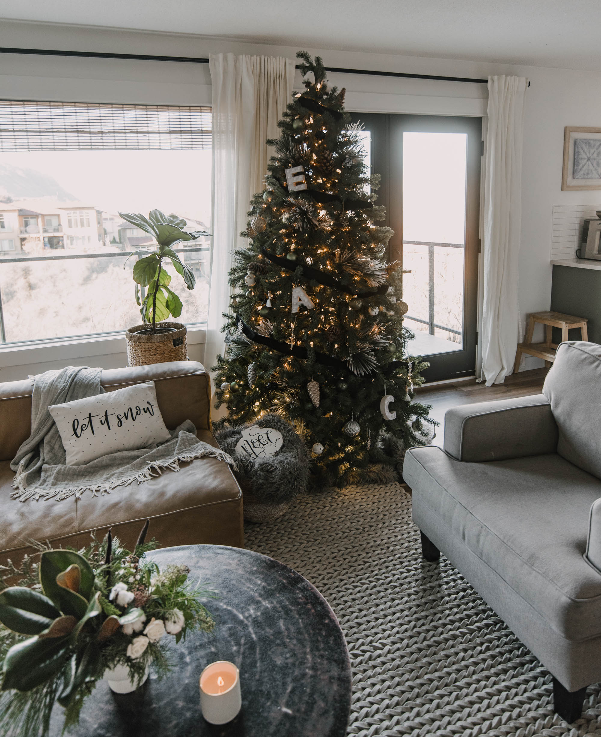 Christmas Tree with black ribbon
