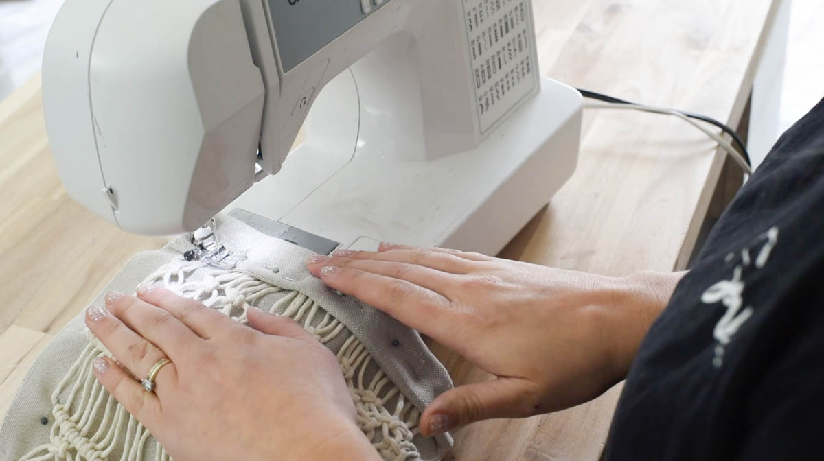 DIY macrame stocking tutorial, sewing the macrame into the stocking