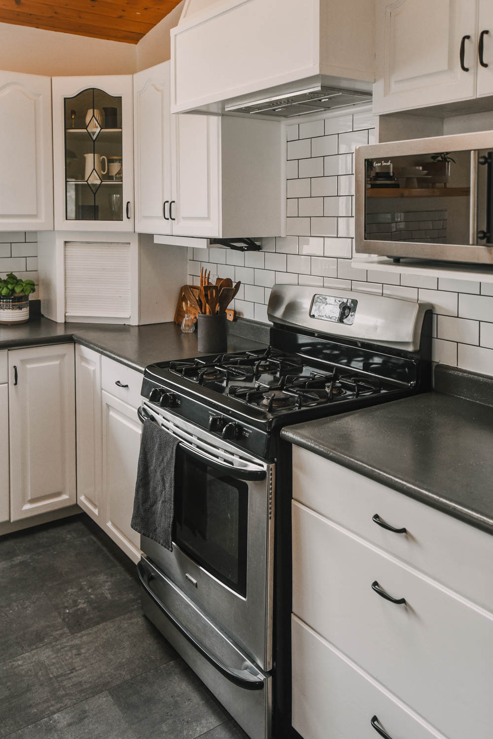 DIY Kitchen Refresh with paint and finishing