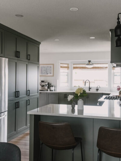 Kitchen decorated for summer