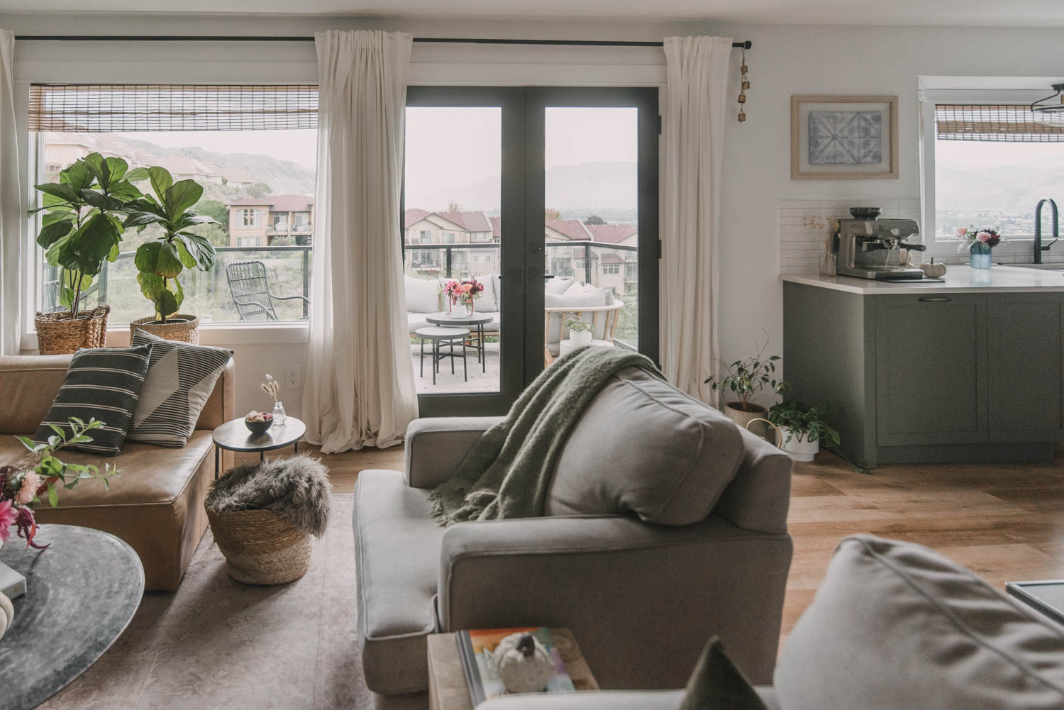 Modern but Cozy family home tour for fall