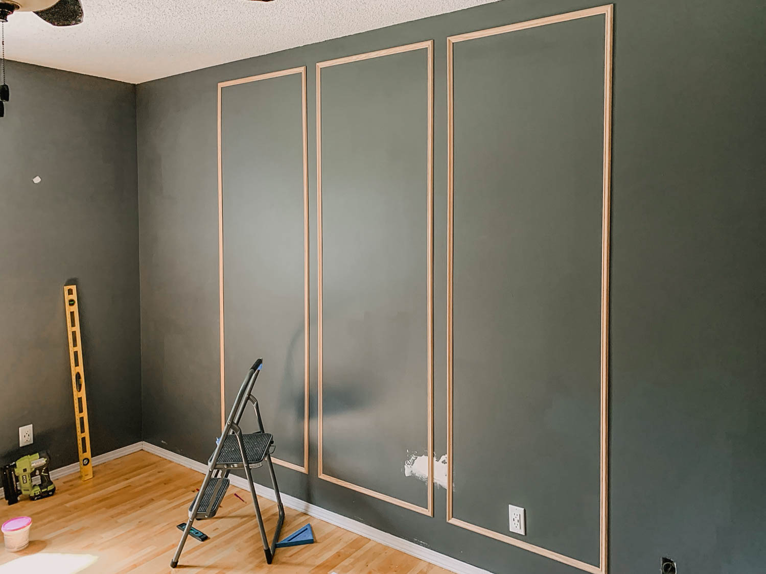 DIY Bedroom Moulding Wall